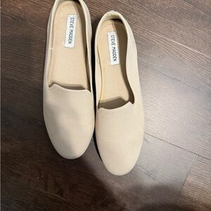 Steve Madden Beige Loafers for Women